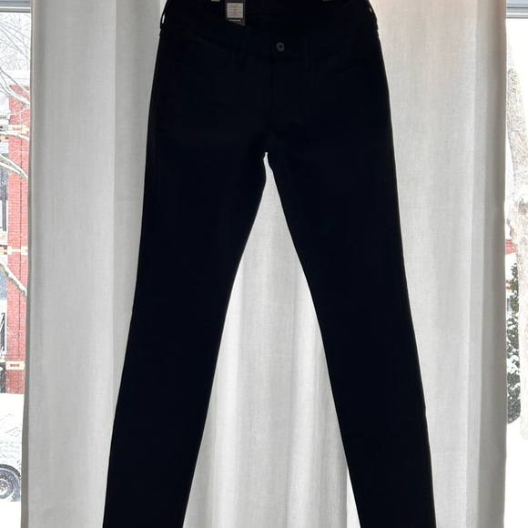 Classic Black Women's Jeans - Picture 3 of 7